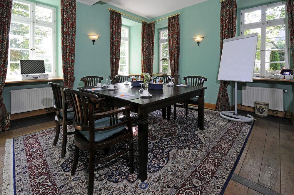 Herrenhaus Von Loew Bad Nauheim Buitenkant foto